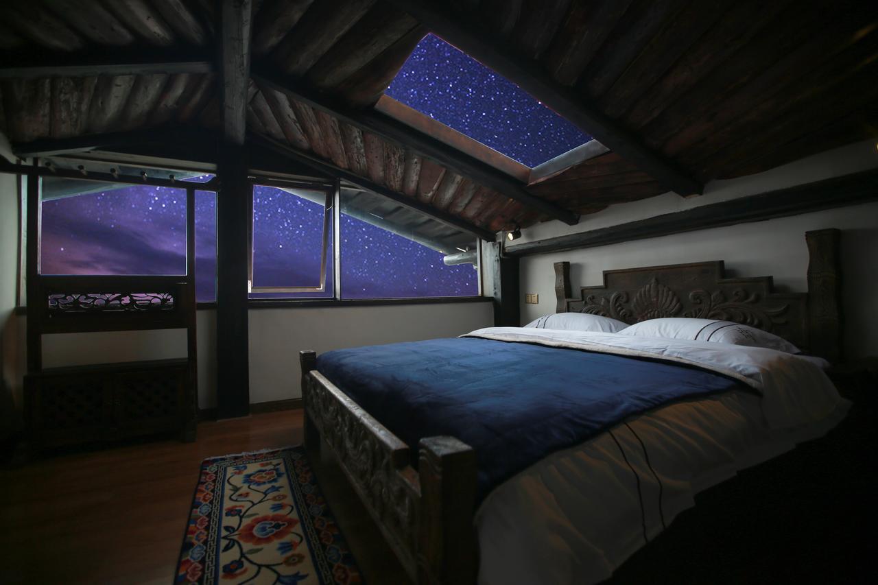 Energy Space Healing Inn Shangri-La Exterior foto